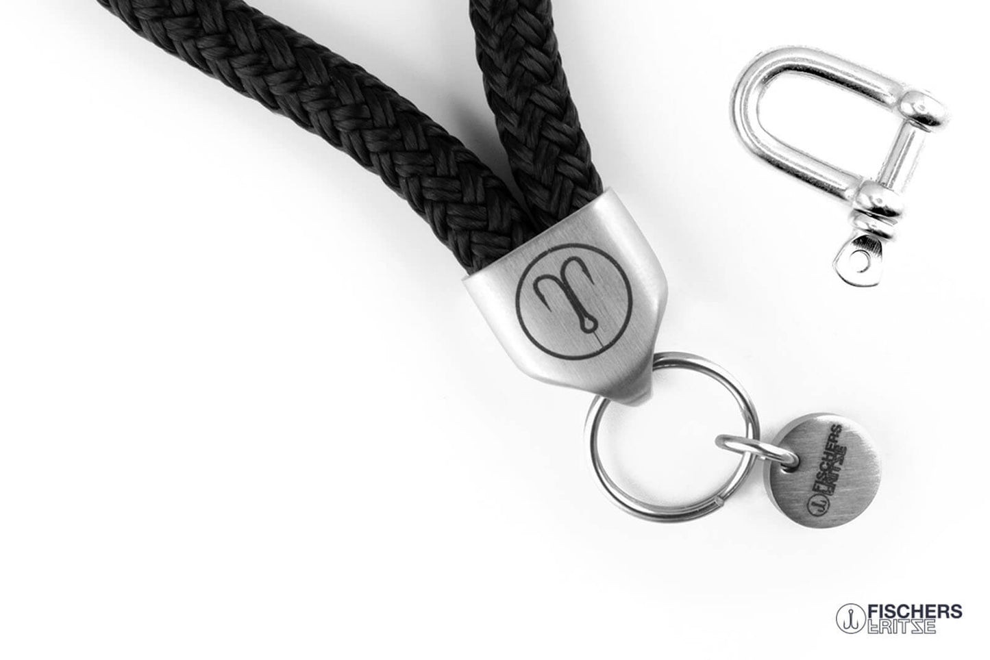 Fischers Fritze Segeltau Keychain Dicker Hering schwarz mit Schluesselring und Angelhaken Gravur