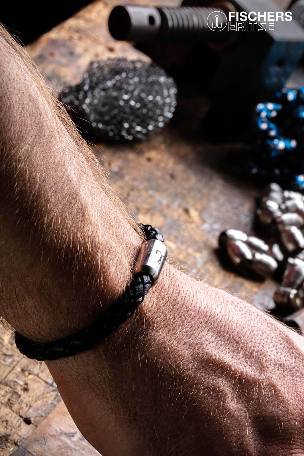 Leather crab fernanda - black braided